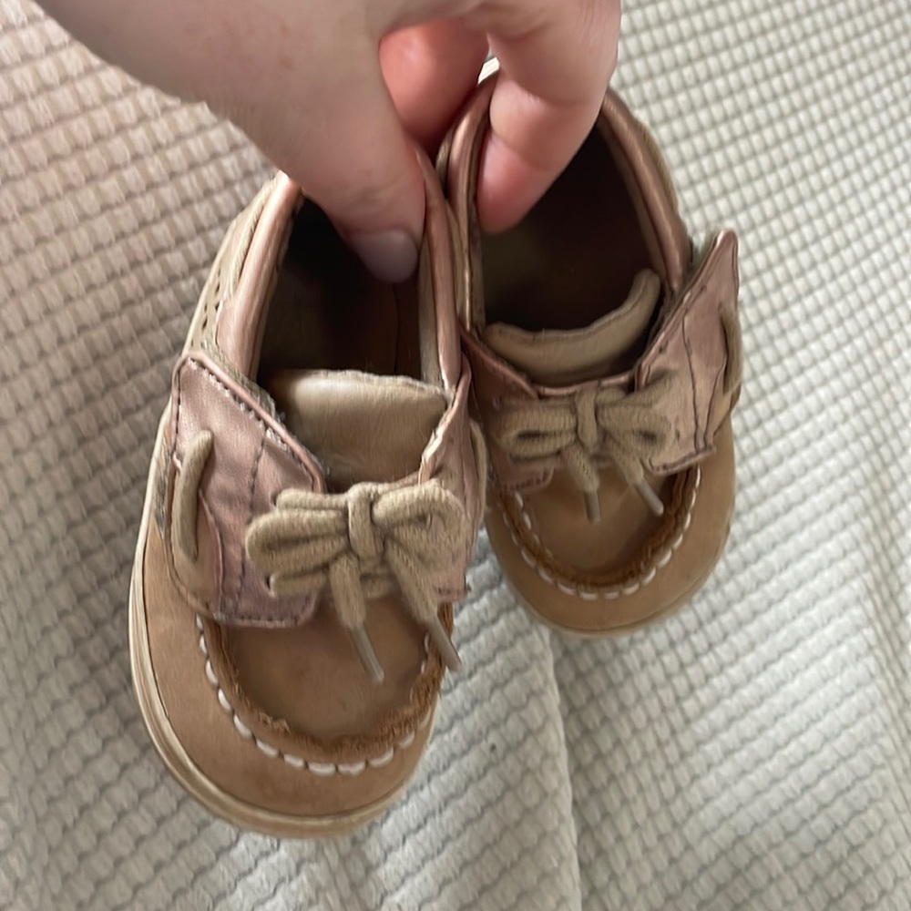 Toddler girls Sperry shoes
